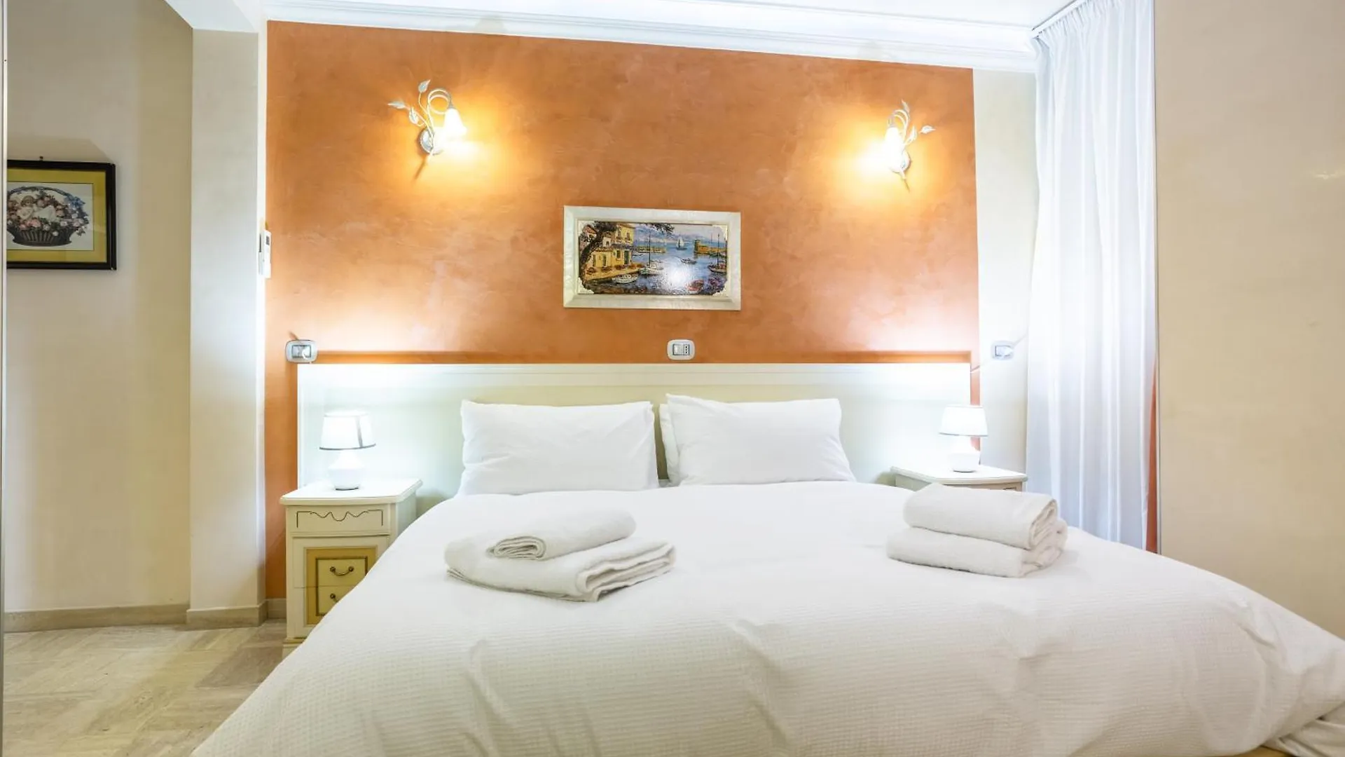 Guest house Luxury Inn Opera Rome